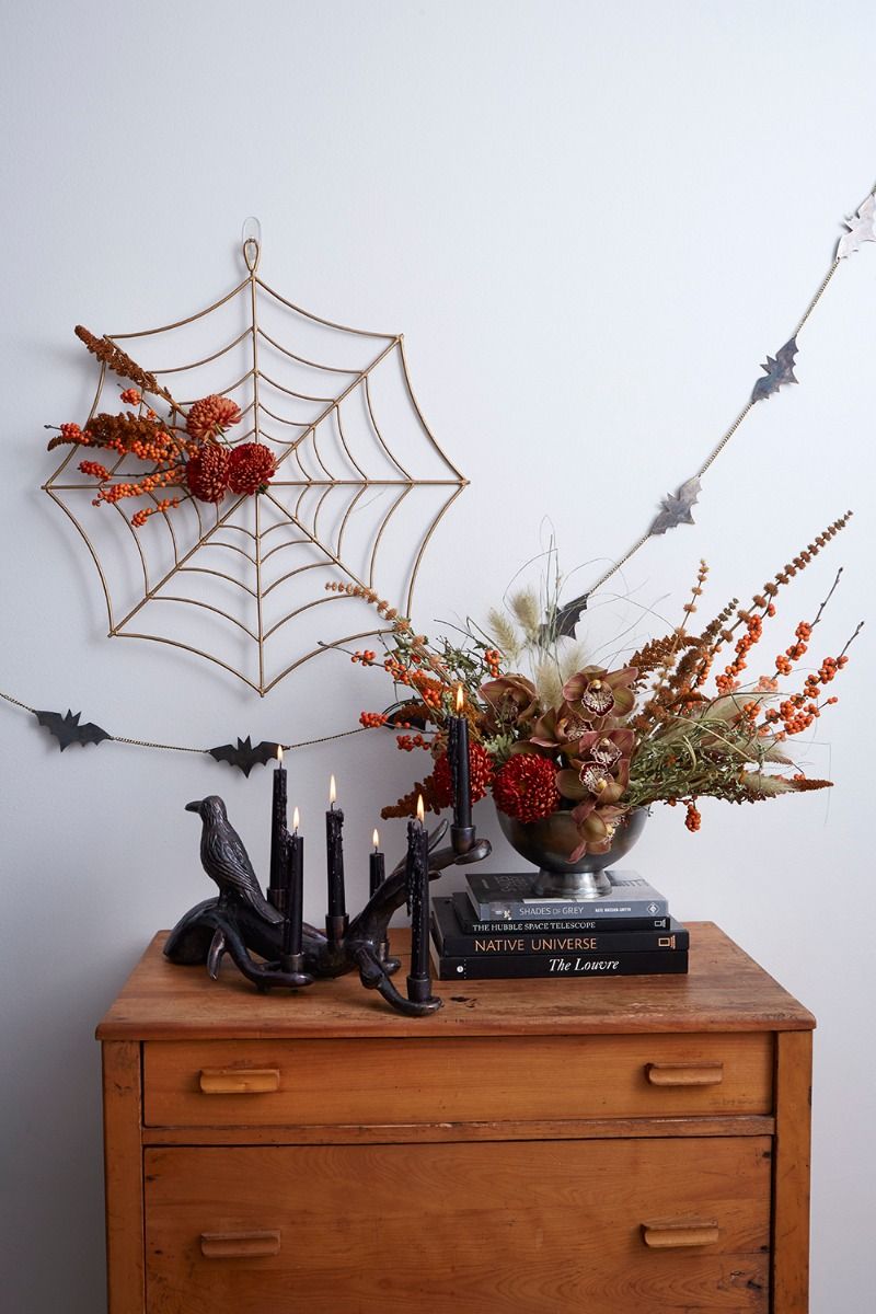 Fang Garland - Royalties