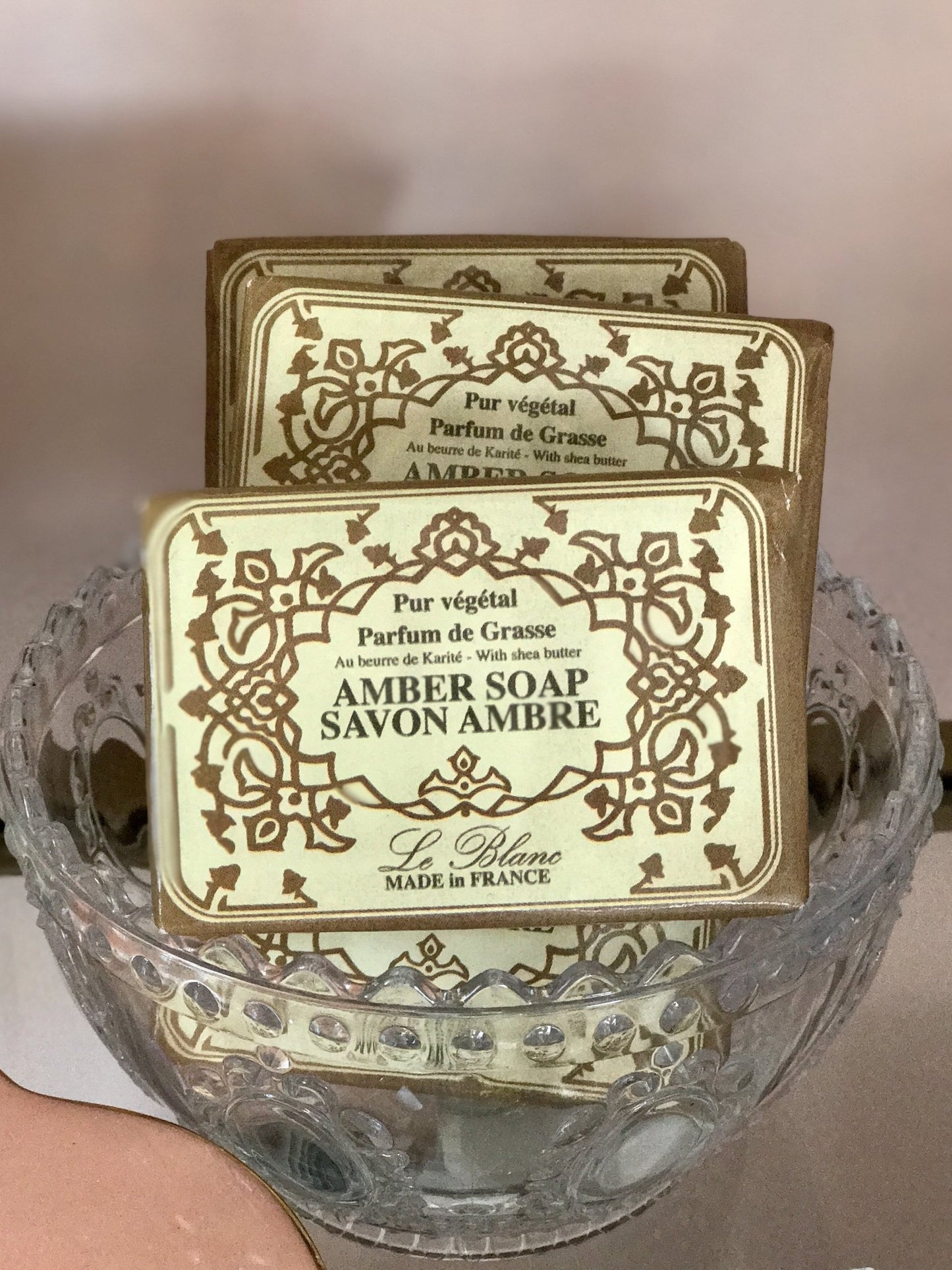 Le Blanc Amber Soap - Royalties