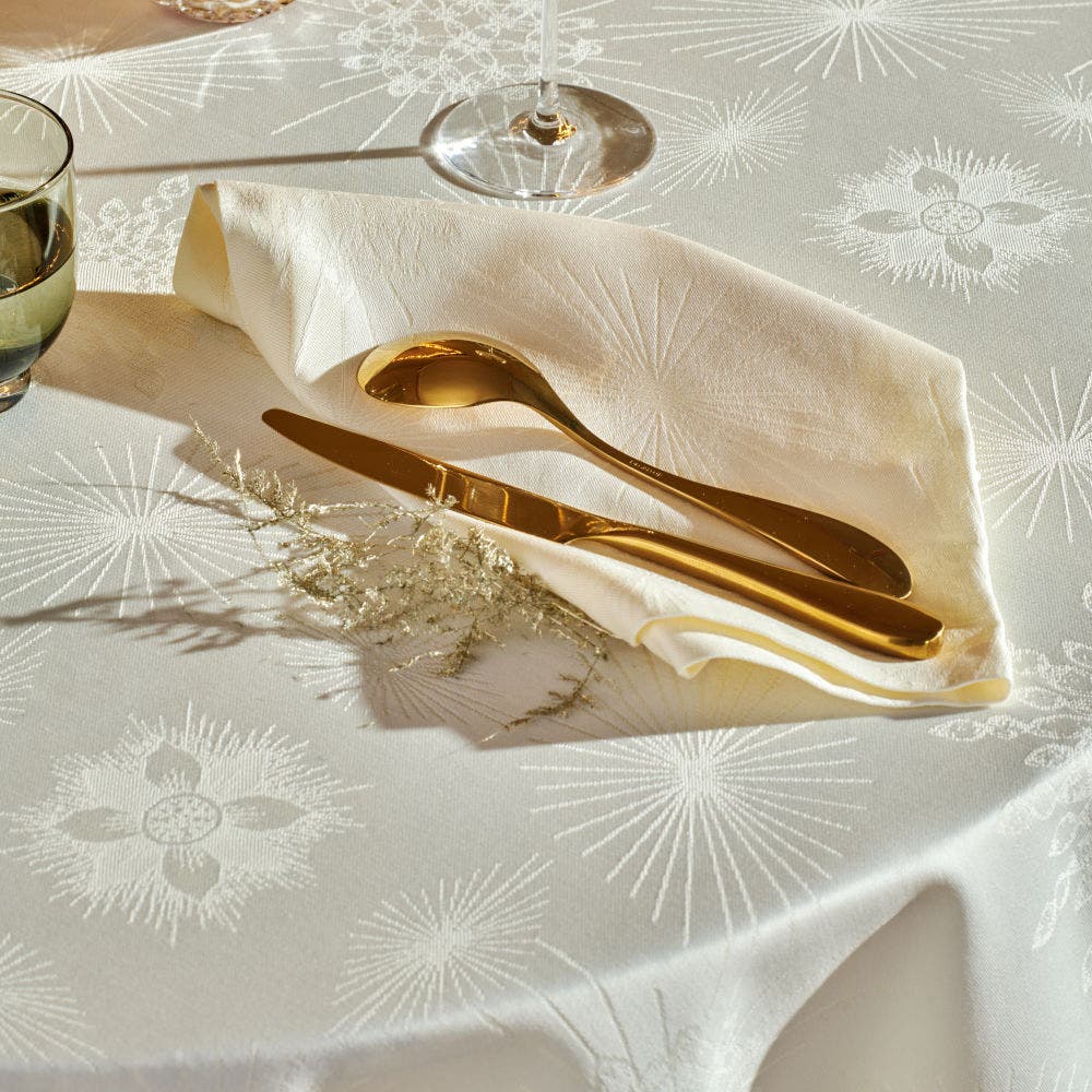 Joyaux D'Hiver Ivory Jacquard Tablecloth, Stain-Resistant Cotton - Royalties