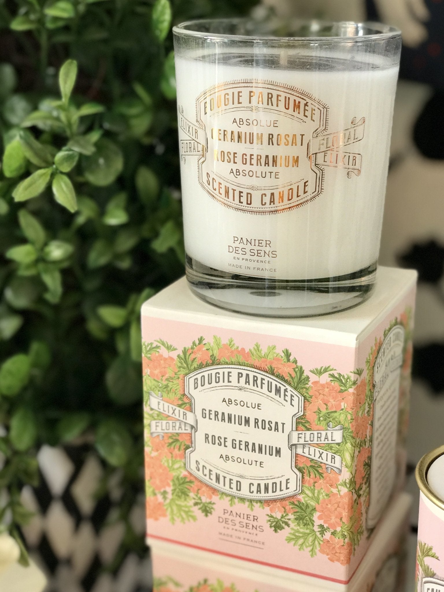 Rose Geranium Scented Candle - Royalties